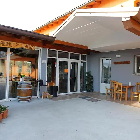 Bed & Breakfast Da Laura Povoletto